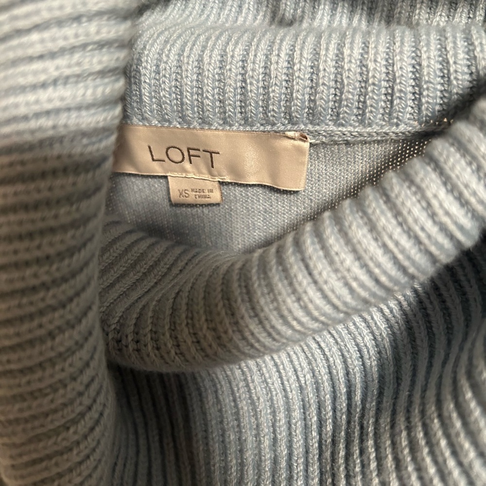LOFT Light Blue Ribbed Sweater - Picture 4 of 5